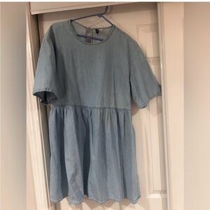 H&M Jean Dress size Medium